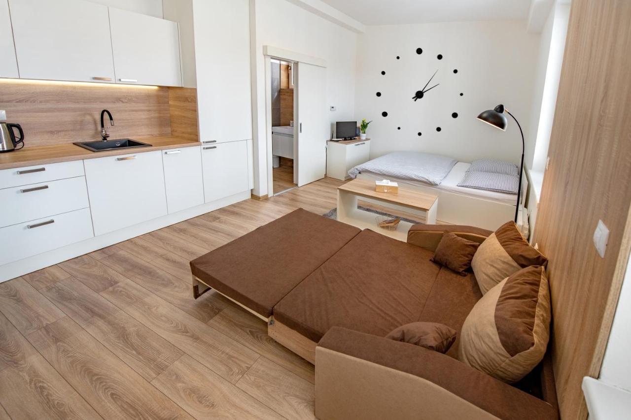 Soho Apartment Pisek  Luaran gambar