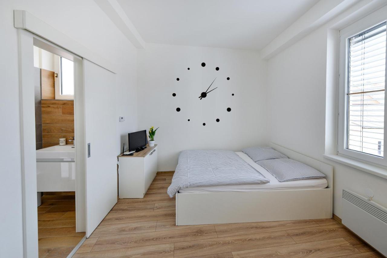 Soho Apartment Pisek  Luaran gambar